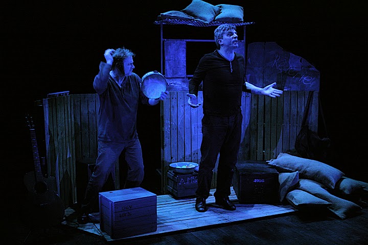 Station théâtre : Spectacle « Nos cœurs pendent ensemble au même grenadier »